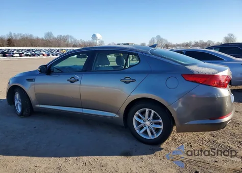 2013 Kia Optima Lx z USA, uszkodzony, nr VIN 5XXGM4A79DG181853